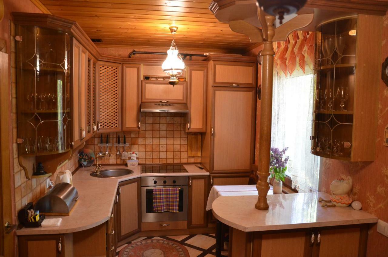 Sadyba Pochayiv Villa Pochaiv Buitenkant foto